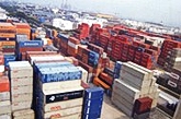 Ùn tắc cảng biển