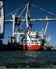 DP World giành được hợp đồng 134 triệu USD nâng cấp và khai thác cảng Senegal