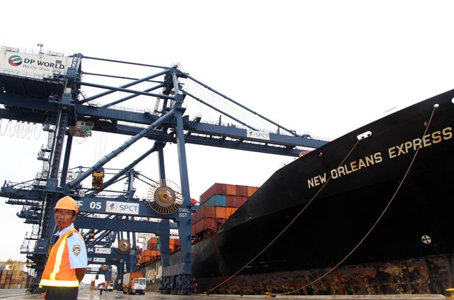 TPHCM đã có luồng cho tàu biển lớn vào chở hàng