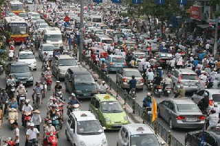 Siết chặt các khâu quan trọng để giảm tai nạn giao thông