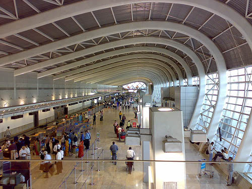 Hải quan Ấn Độ triển khai hệ thống máy soi mới tại sân bay Mumbai