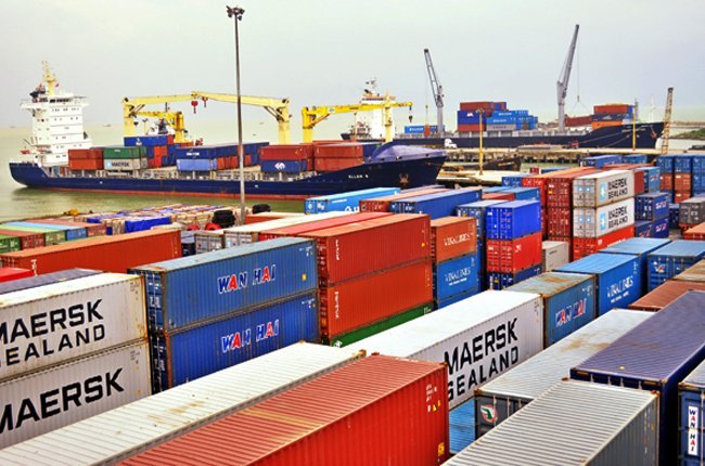 WB nâng dự báo tăng trưởng năm nay của VN lên 6%