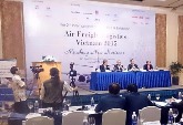 Vận tải hàng không Việt Nam cần liên kết thành chuỗi Logistics