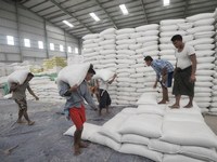  Myanmar tạm dừng xuất khẩu gạo đến trung tuần tháng Chín