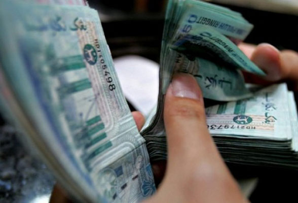 Đồng Ringgit mất giá và nỗi lo khủng hoảng của Malaysia