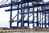 Tương lai, ai sẽ quản lý cảng biển? 