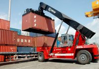  Xuất khẩu 2015: ba chân kiềng đều yếu