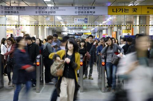 GDP CỦA HÀN QUỐC ƯỚC TĂNG TRƯỞNG 2,8% NĂM 2016