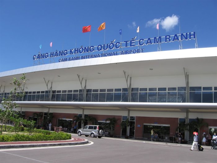 Kiến nghị sớm hoàn thành mở rộng sân bay Cam Ranh, Cát Bi