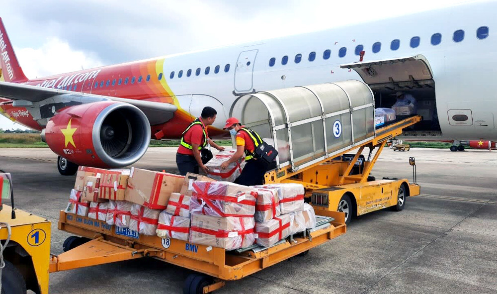 Dịch vụ đột phá trong chuyên chở hàng hóa bằng đường hàng không của Việt Nam