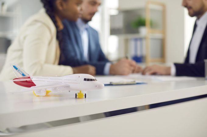 Chủ hàng để mắt đến các hợp đồng vận tải hàng không dài hạn để tránh tình trạng chậm trễ trên đường biển