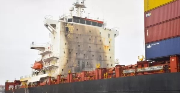 Vụ nổ và hỏa hoạn trên tàu container MSC tại cảng Colombo