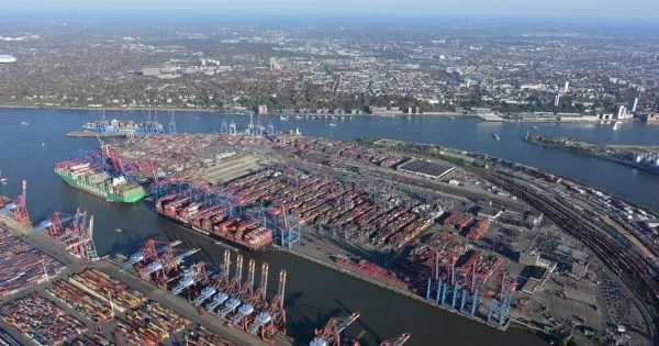 Cảng Hamburg đạt 5,8 triệu TEU trong 9 tháng đầu năm