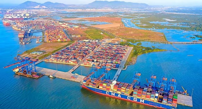 Cảng Gemalink - Tập đoàn Gemadept (GMD) chính thức được đón cỡ tàu container siêu trọng